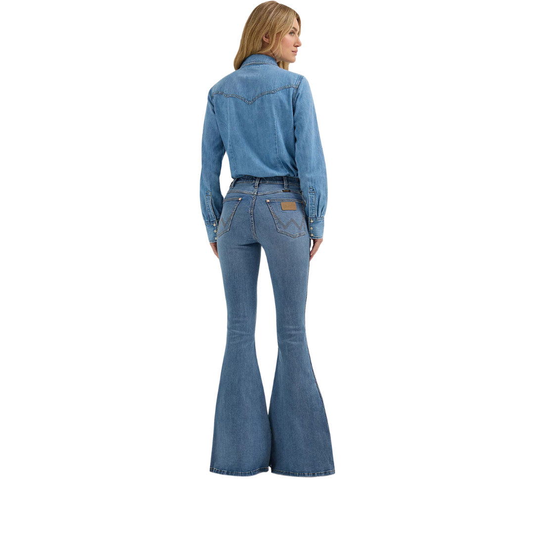 Wrangler Women's Lainey Flare Daydream Wash Jeans