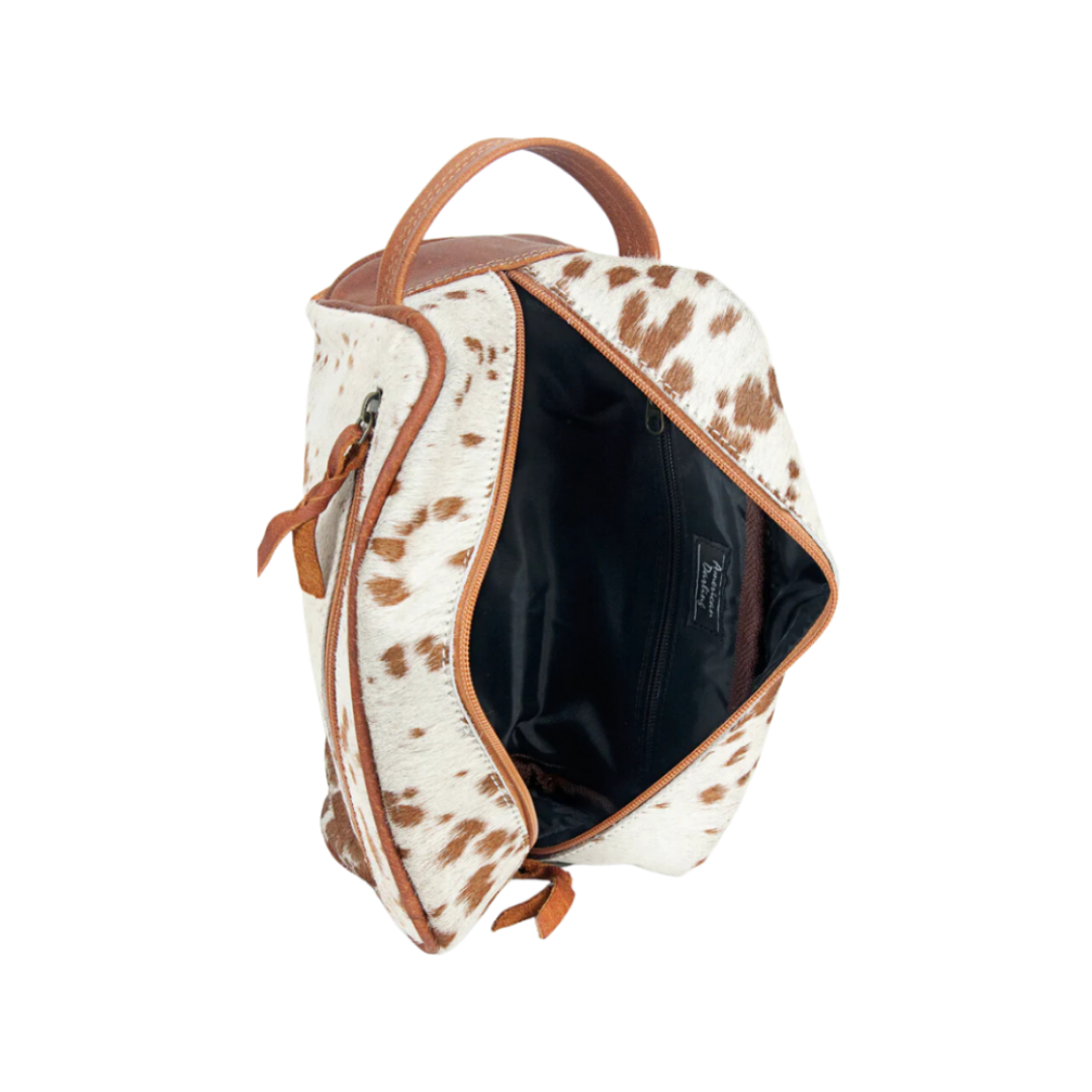 American Darlin Women's Cowhide White Toiletry Bag