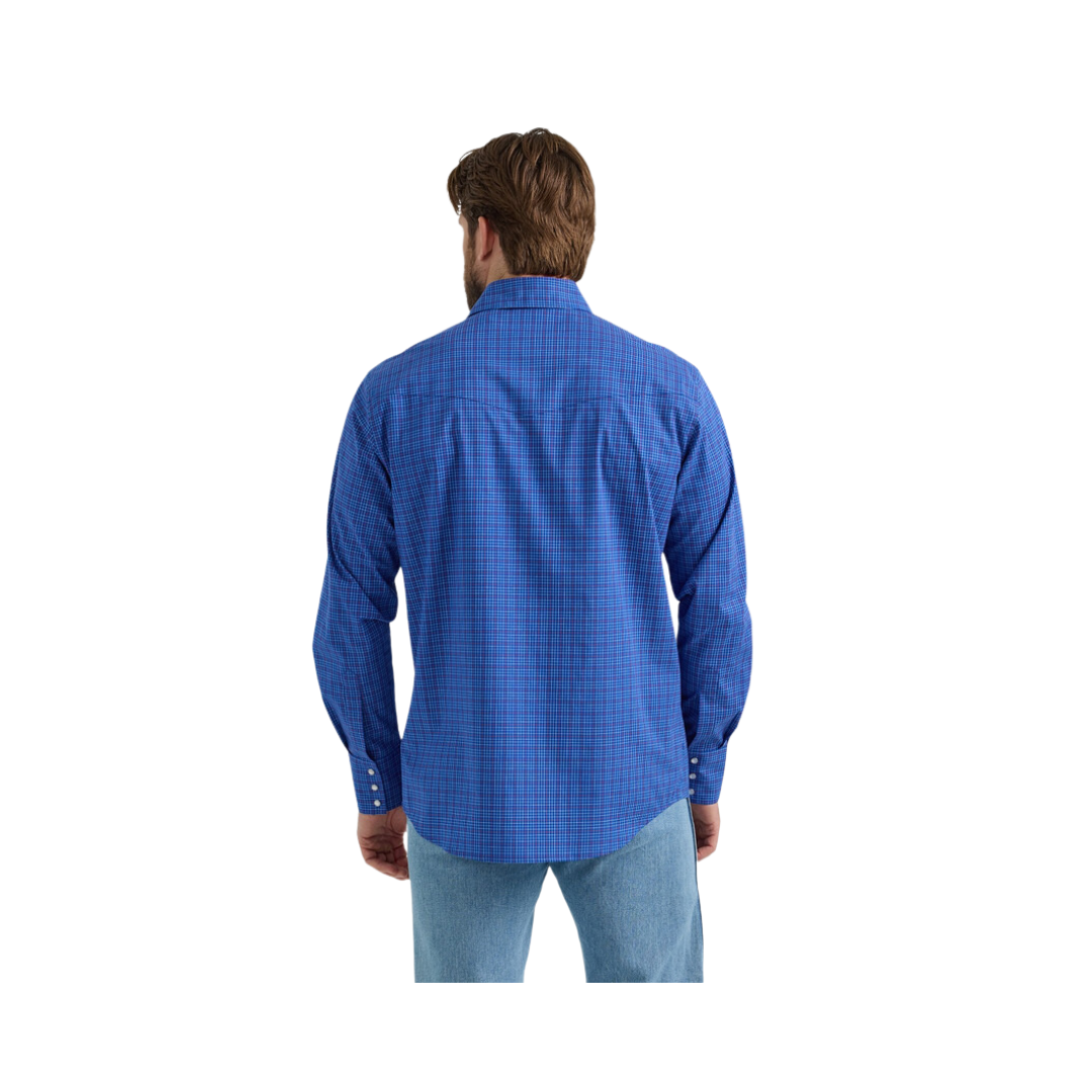 Wrangler Men's Plaid Wrinkle Resist Shirt