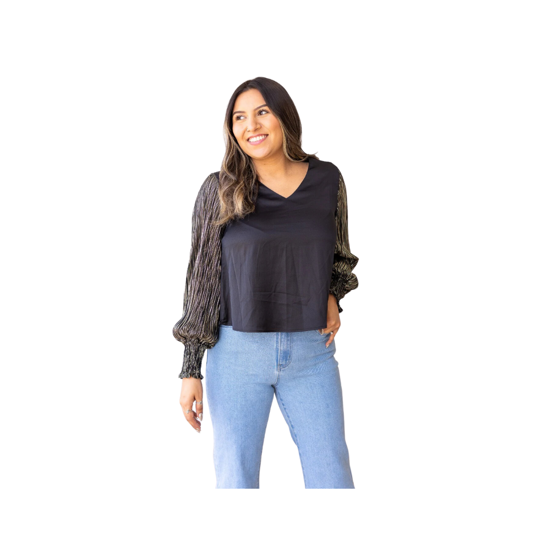 Southern Grace Women's Glamour Gaze With Shimmer Sleeves Black Top