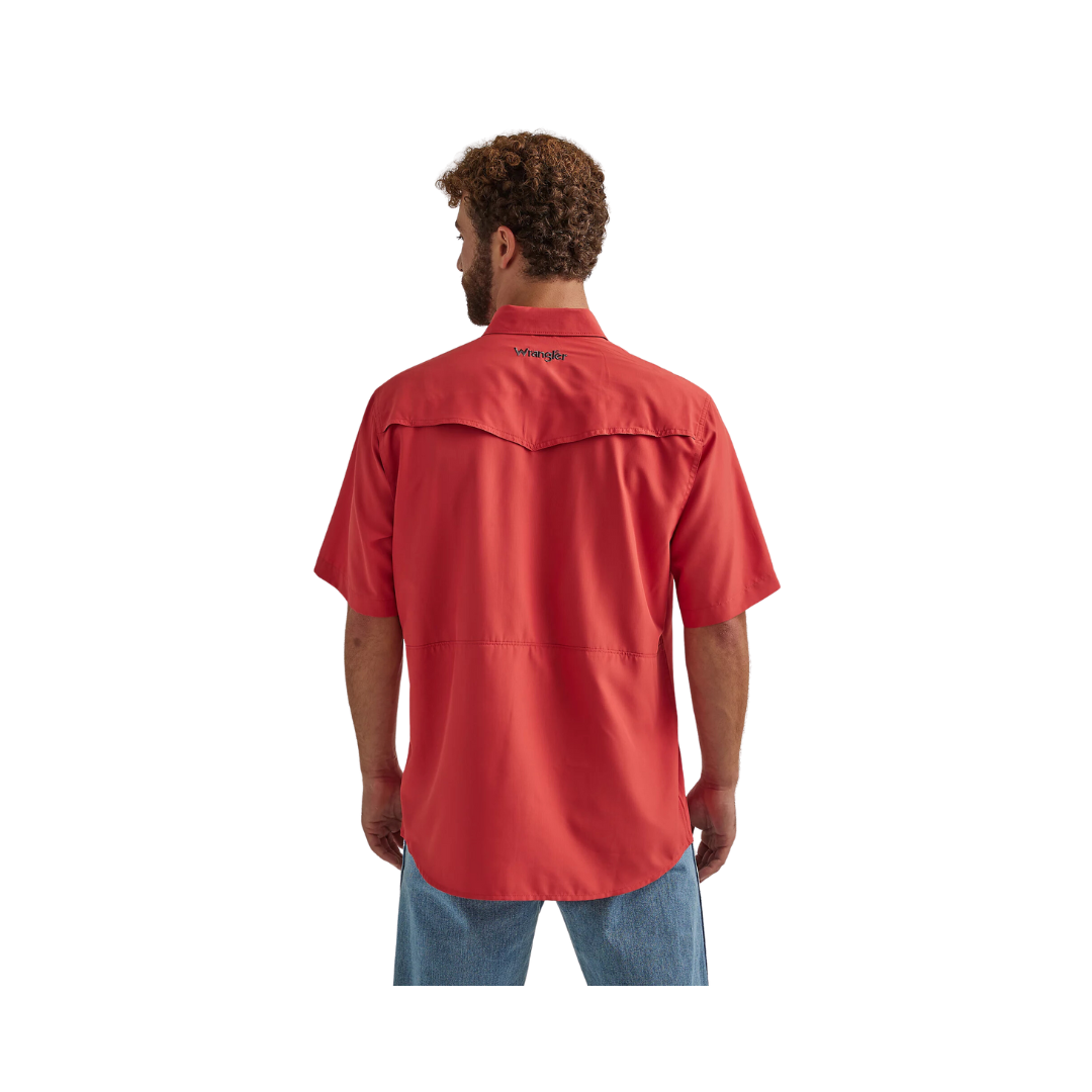 Wrangler Men's Performance Snap Short Sleeve Solid Red Shirt