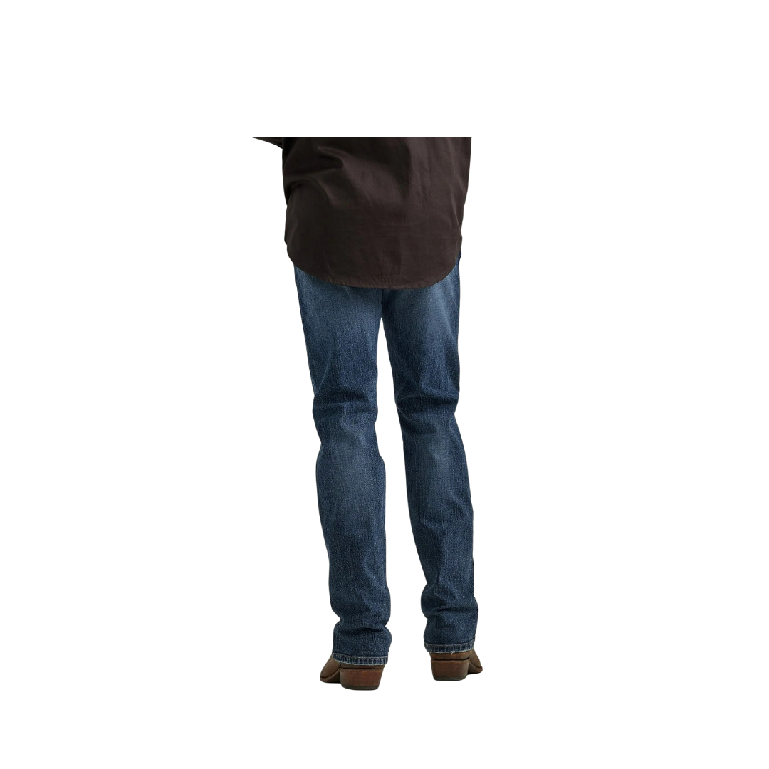 Wrangler Men's Retro Slim Straight Fit Medium Wash Jeans