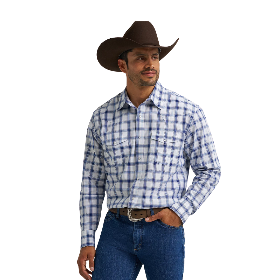 Wrangler Men's Wrinkle Resist Snap Front Blue Shirt