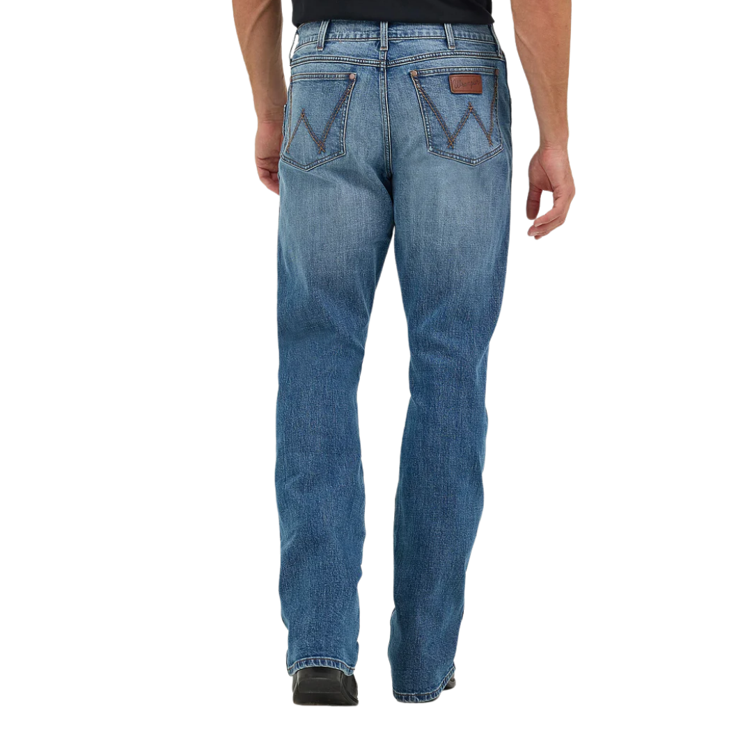 Wrangler Men's Retro Relaxed Stretch Blue Jeans
