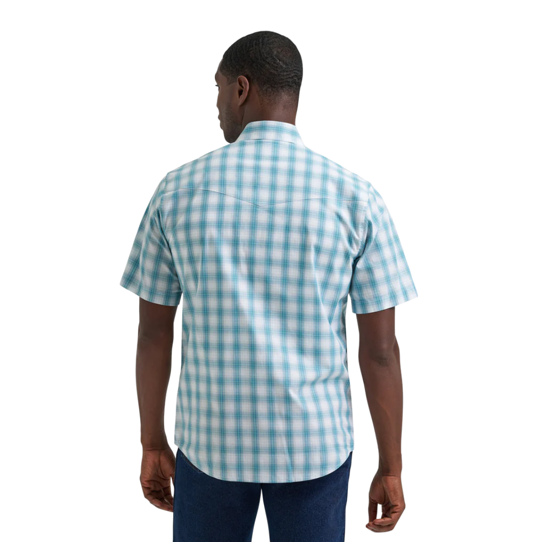 Wrangler Men's Wrinkle Resist Turquoise Shirt