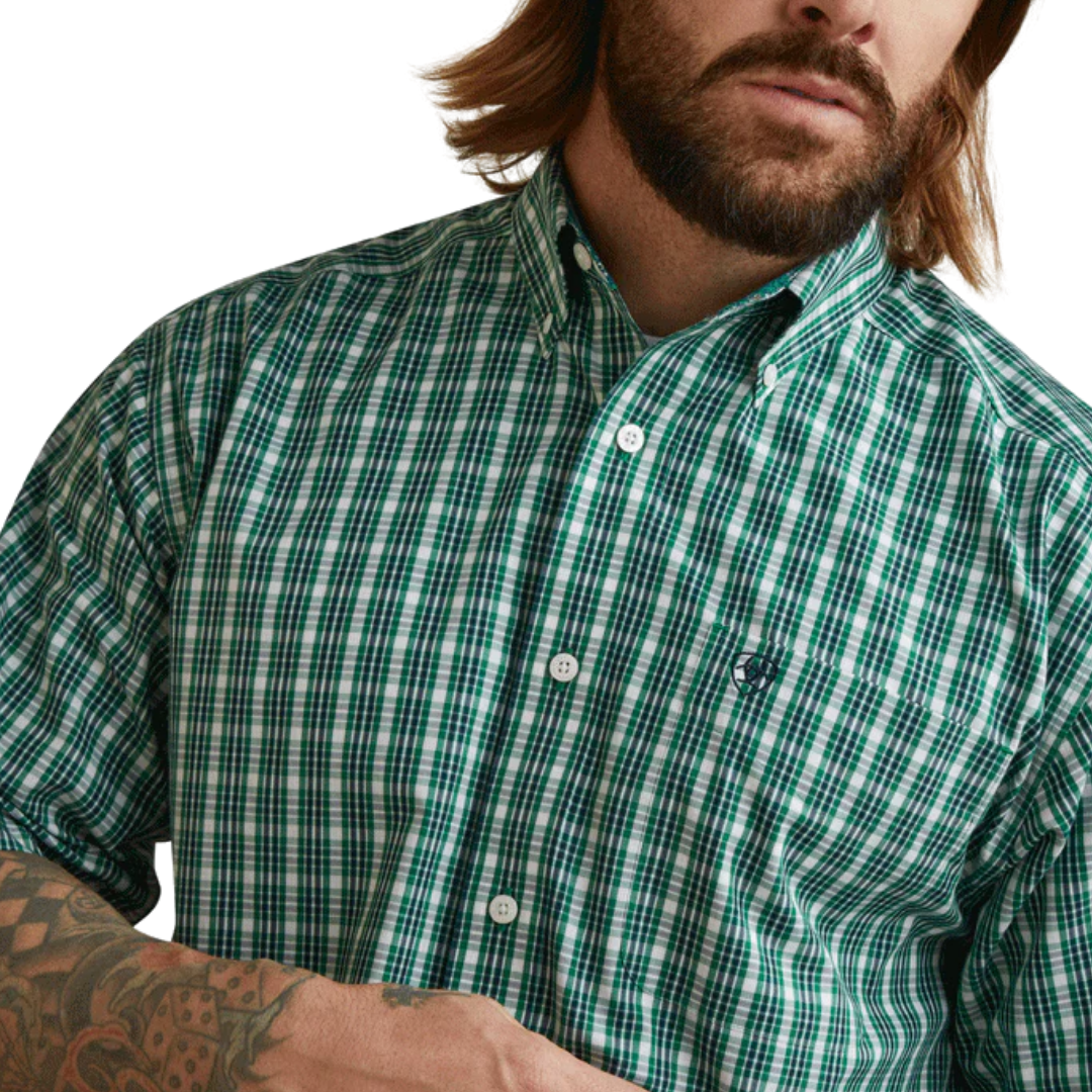 Ariat Men's Wrinkle Free Finan Green Shirt