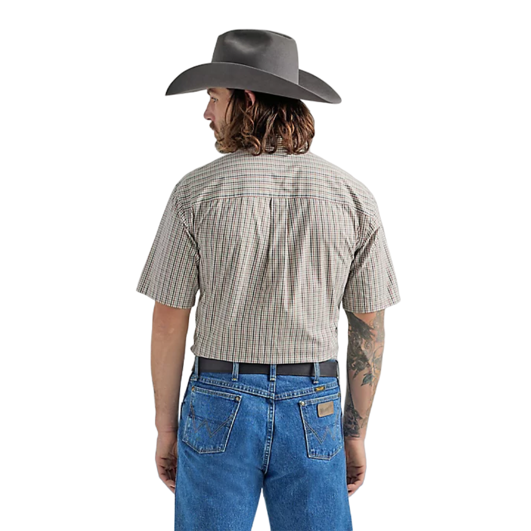 Wrangler Men's George Strait Plaid In Olive Red Shirt