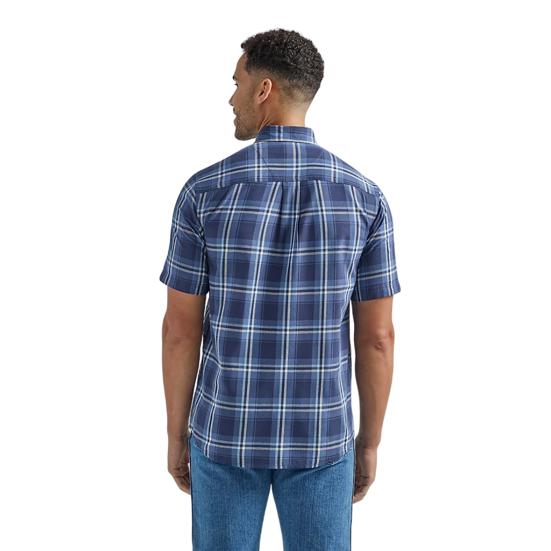 Wrangler Men's Rugged Wear Short Sleeve Deep Blue Shirt