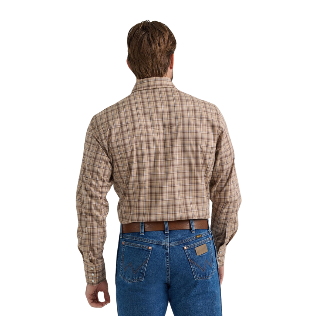 Wrangler Men's Wrinkle Resist Coffee Plaid Shirt