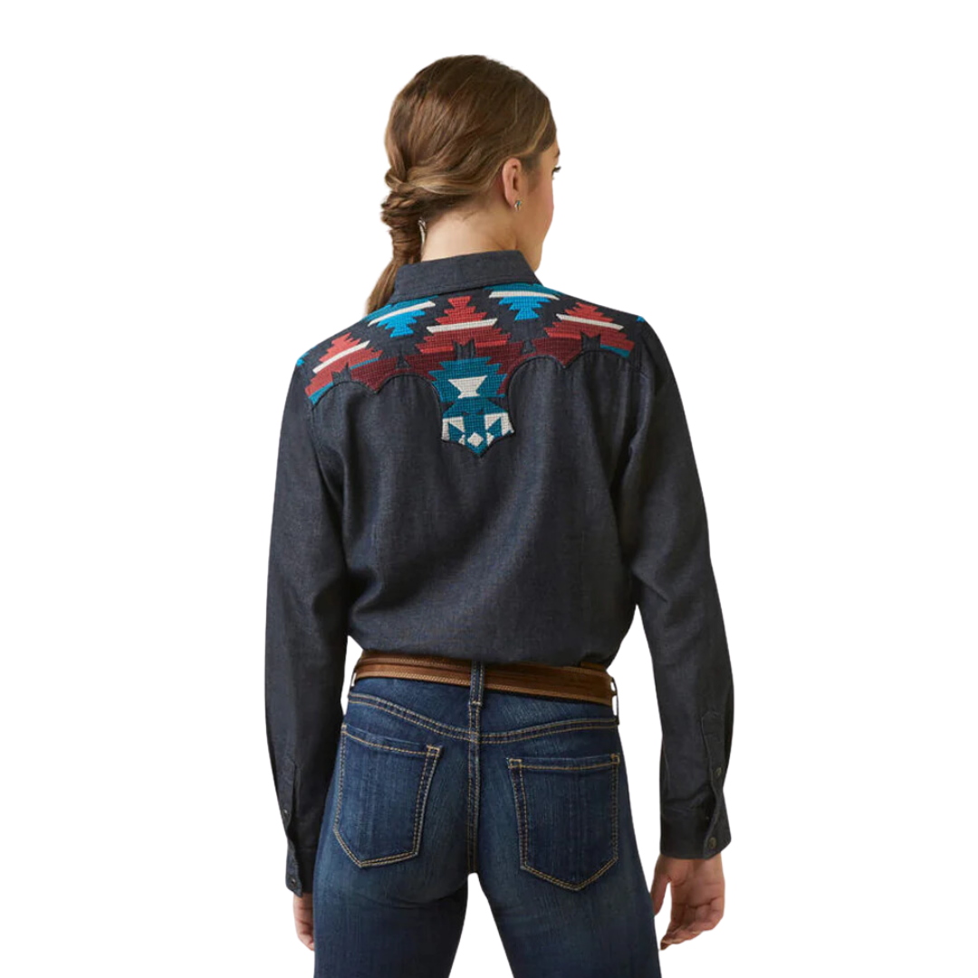 Ariat Women's Dutton Embroidered Rinsed Shirt