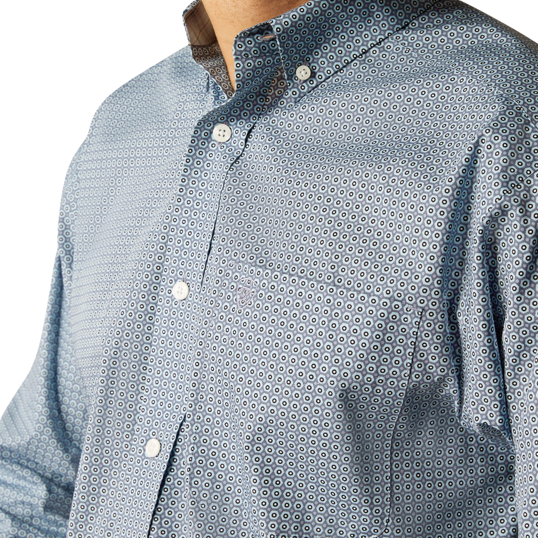 Ariat Women's Wrinkle Free Leonard Classic Fit Light Blue Shirt