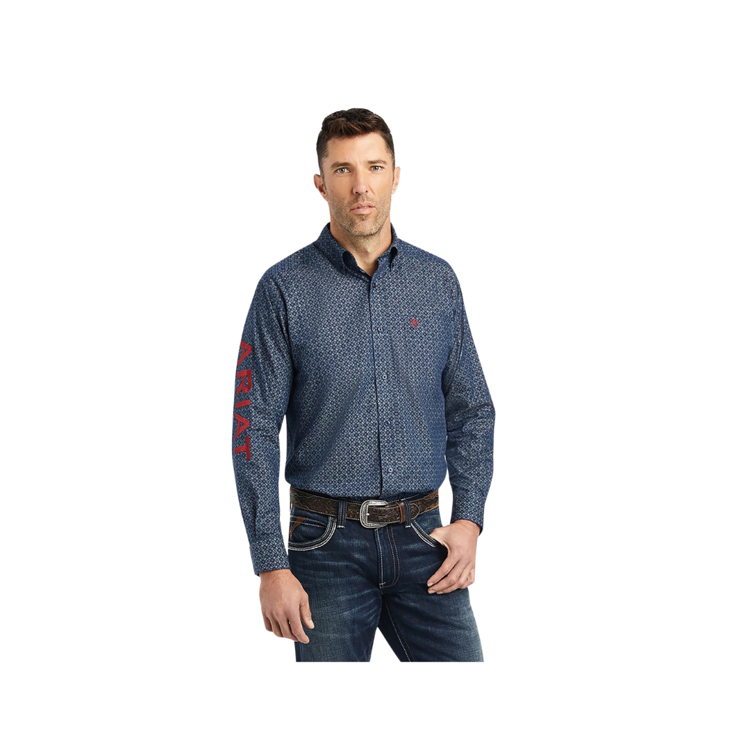 Ariat Men's Team Logo Cassius Button Up Blue Chambray Shirt