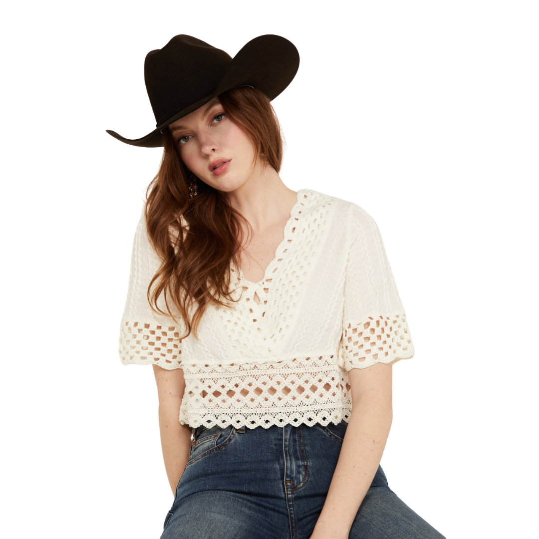 Miss Me Women's Crochet Hem Short Sleeve White Blouse