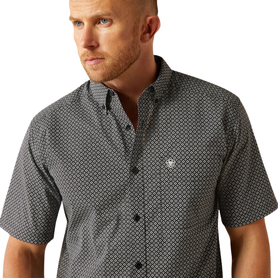 Ariat Men's Gene Classic Fit Black Shirt