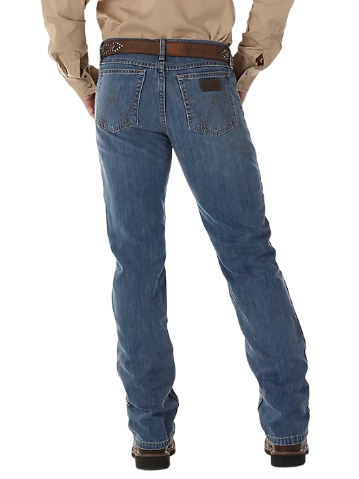 Wrangler Men's Slim Fit Competition Dark Blue Jean