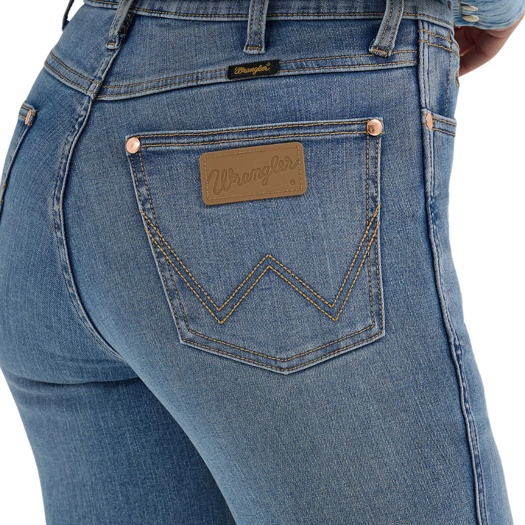 Wrangler Women's Lainey Flare Daydream Wash Jeans