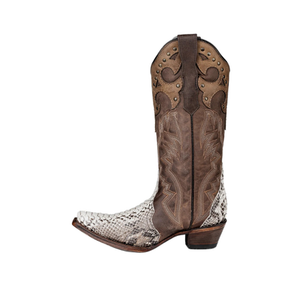 Corral Women&