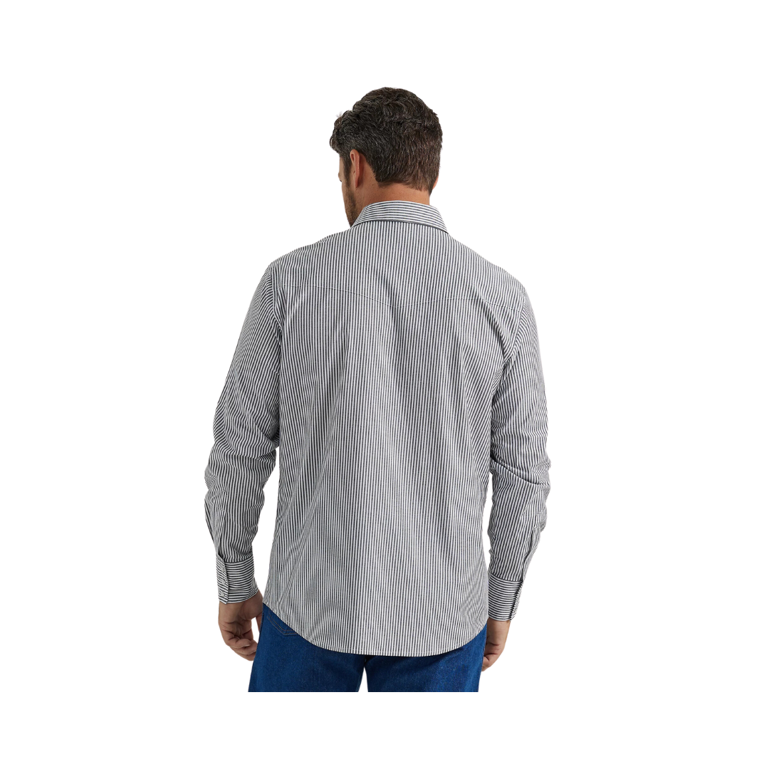 Wrangler Men's Wrinkle Resist Long Sleeve Western Snap Stripe  Shirt