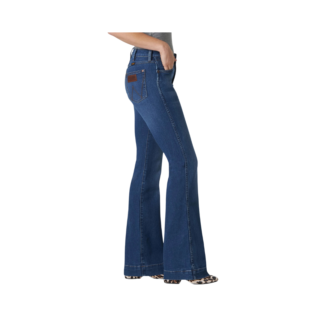 Wrangler Women's Retro Premium High Rise Trouser Jean