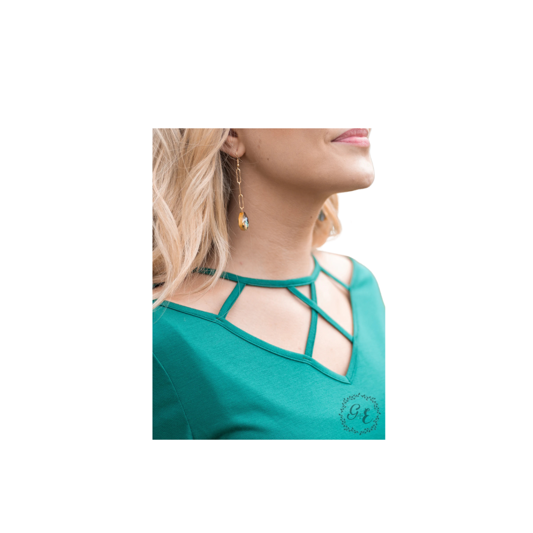 Southern Grace Women's Vinyard Day Caged Neckline Green T Shirt