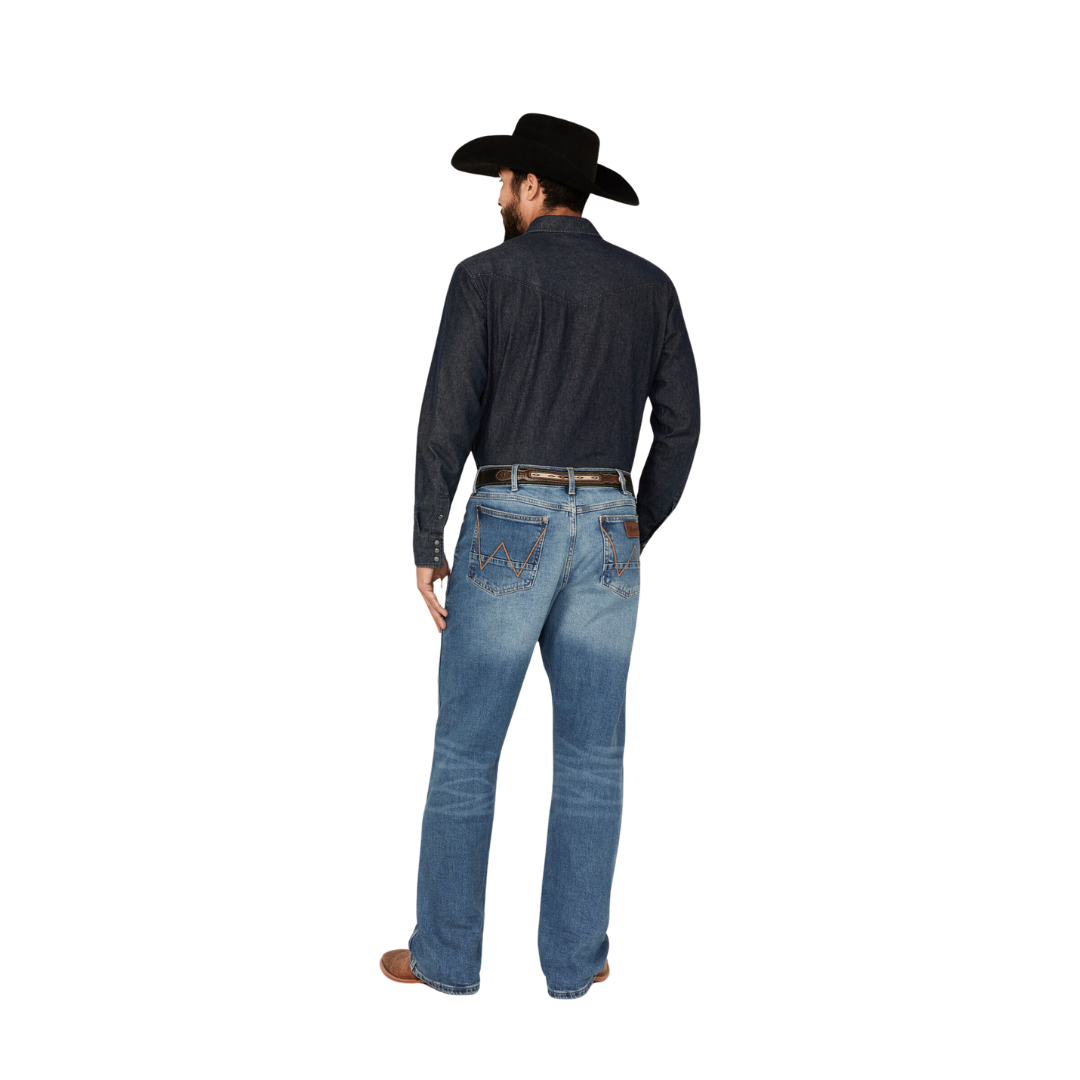 Wrangler Men's Andalusian Relaxed Bootcut Stretch Denim Medium Wash Jeans