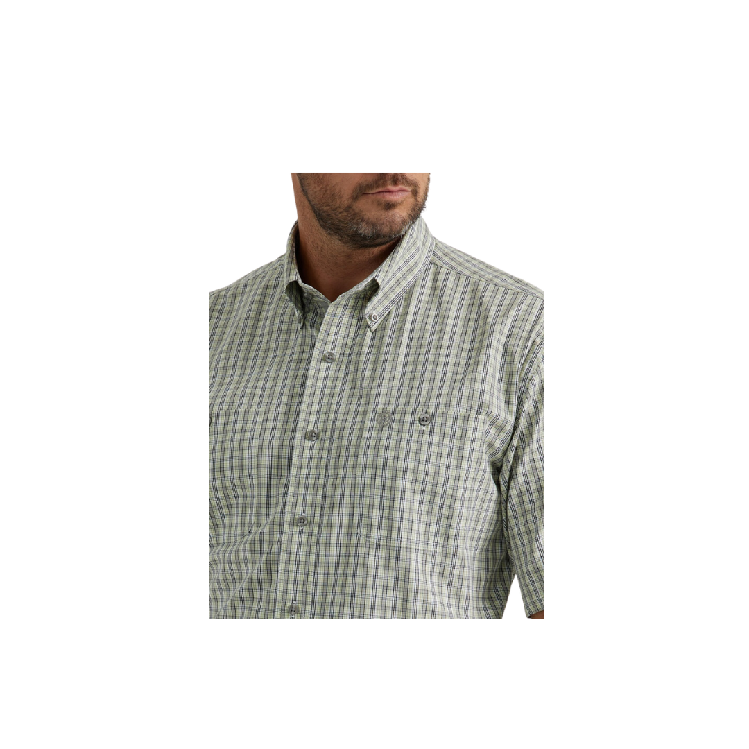 Wrangler Men's George Strait Plaid Green Shirt