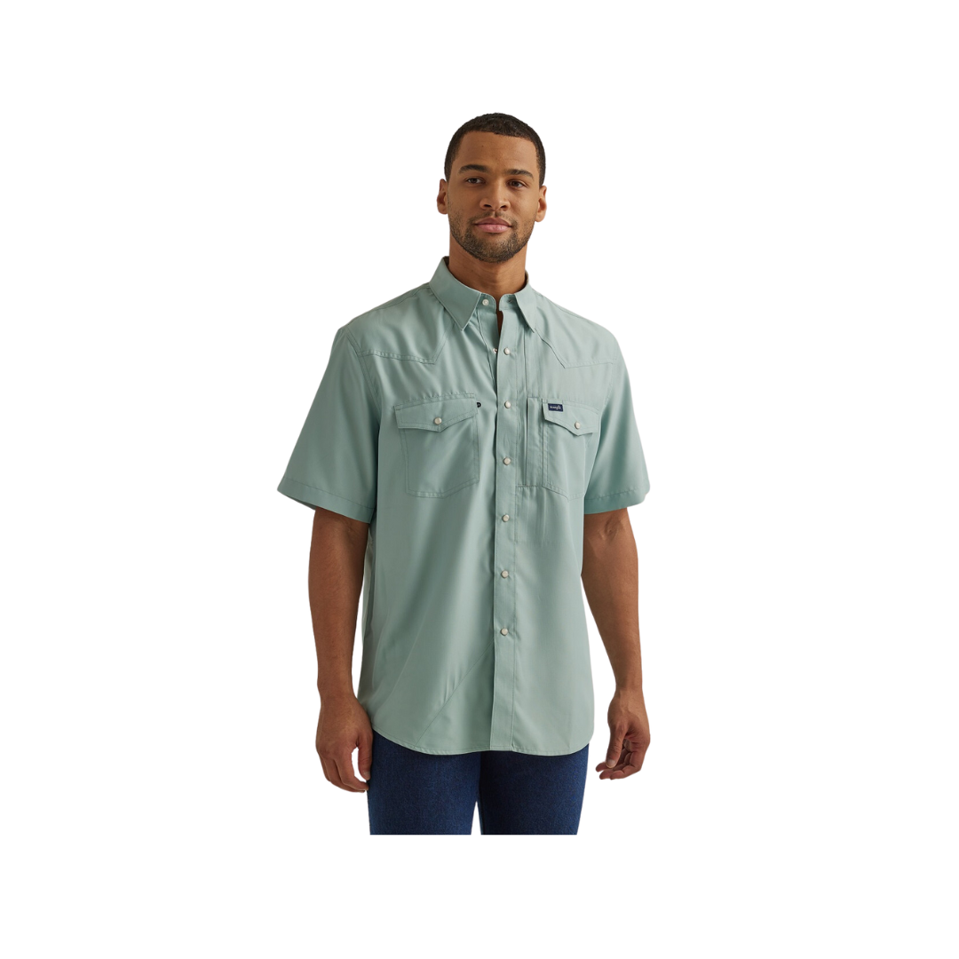Wrangler Men's Performance Classic Fit Gray Shirt