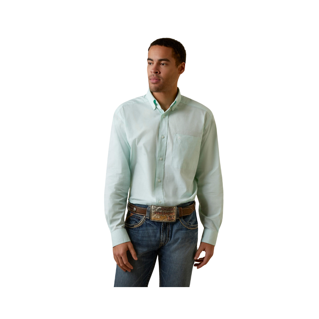 Ariat Men's Solid Slub Classic Fit Shirt
