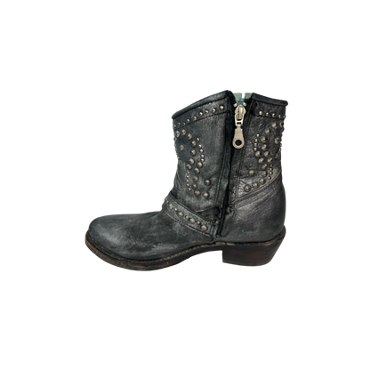 Corral Women&