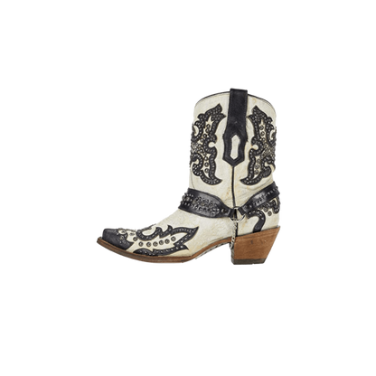 Corral Women&