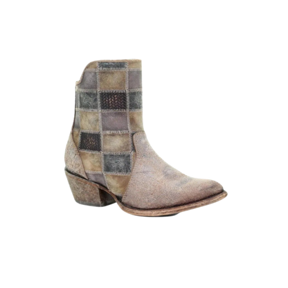 Corral Women&