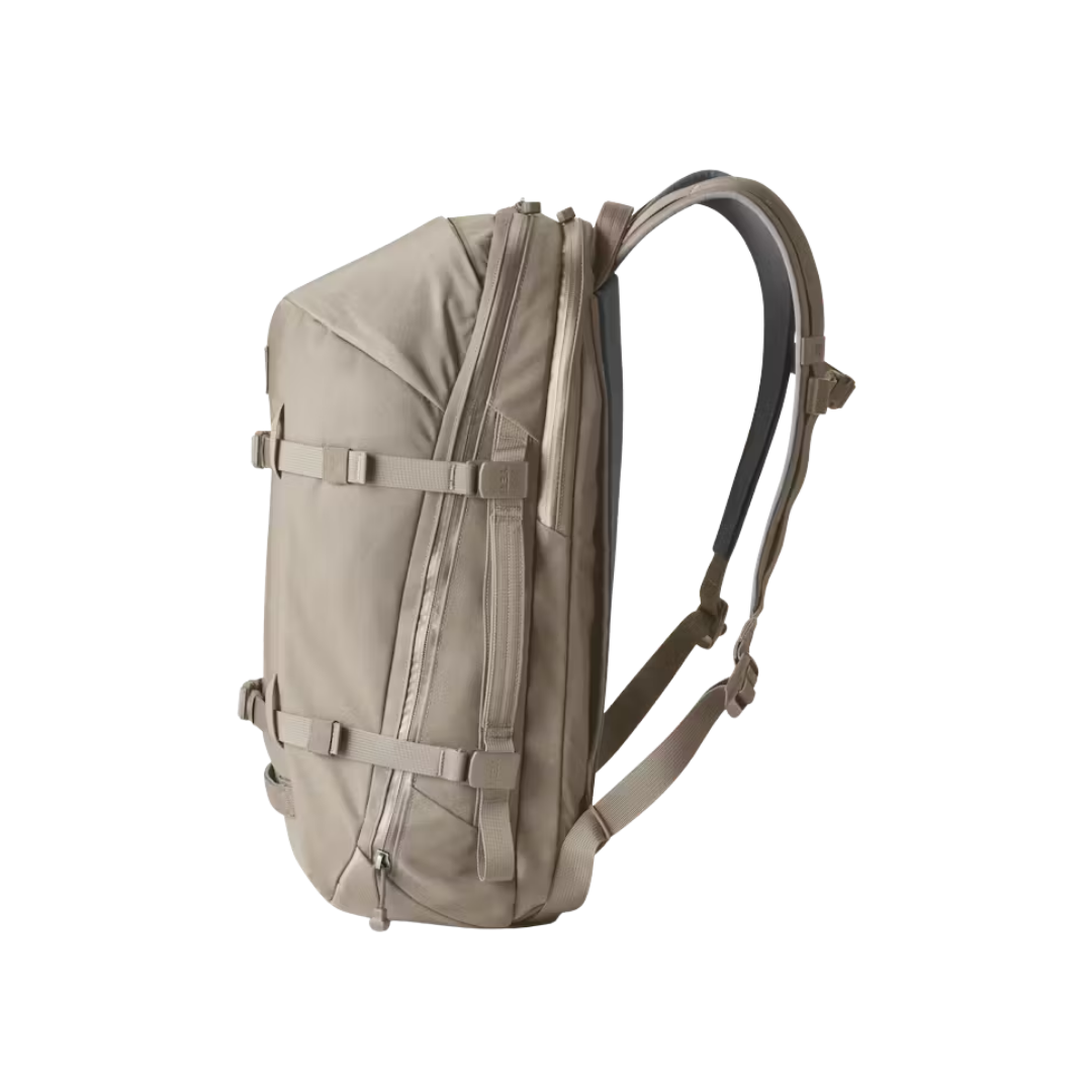 Yeti Unisex Crossroads 27L Taupe Backpack