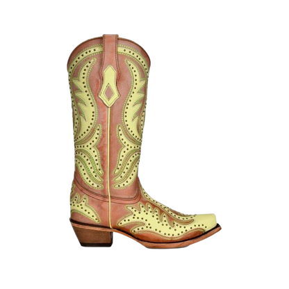 Corral Women&