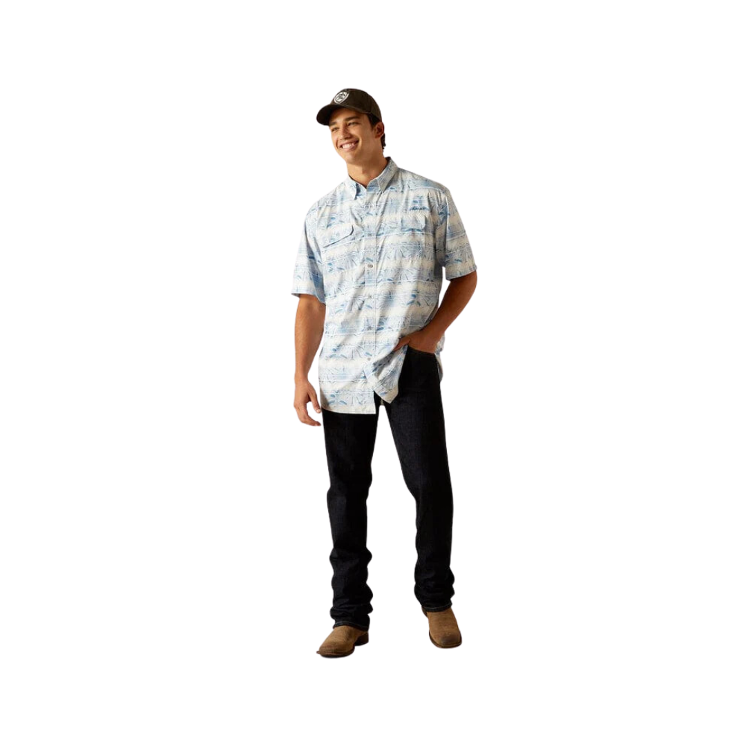 Ariat Men's Venttek Outbound Dawn Classic Fit Short Sleeve Blue Shirt