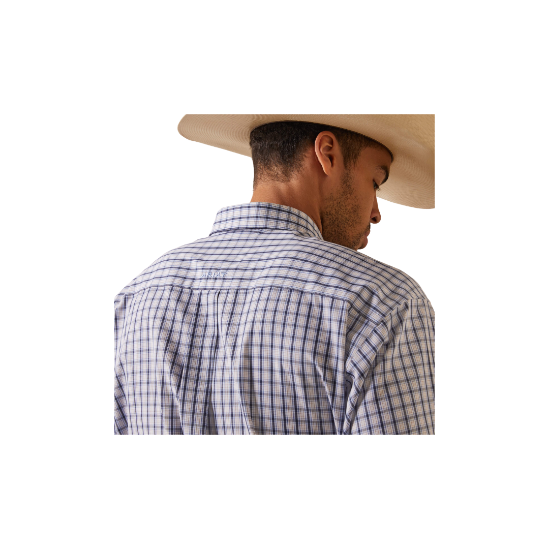 Ariat Men's Wrinkle Free Ace Classic Fit White Shirt