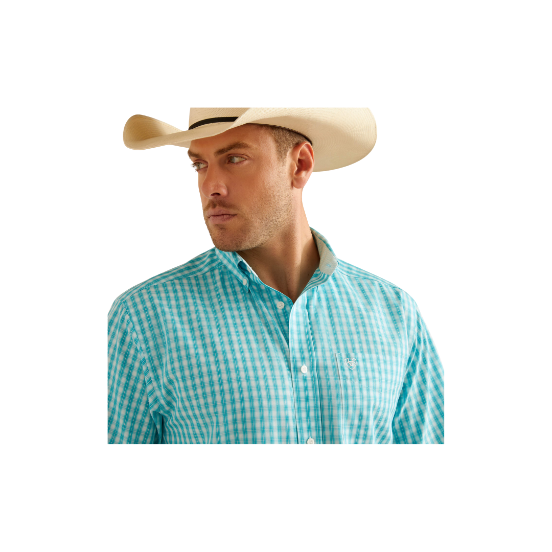 Ariat Men's Wrinkle Free Sterling Classic Fit Blue Radiance Shirt