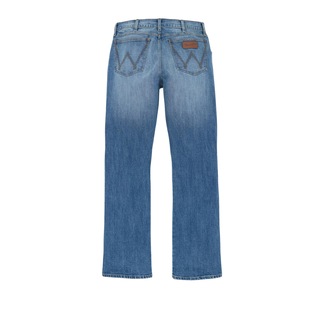 Wrangler Men's Retro Harris Relaxed Boot Cut Medium Jeans