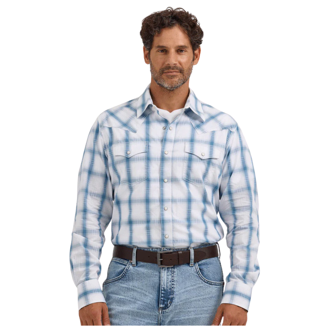 Wrangler Men's Retro Long Sleeve Plaid Light Blue Shirt