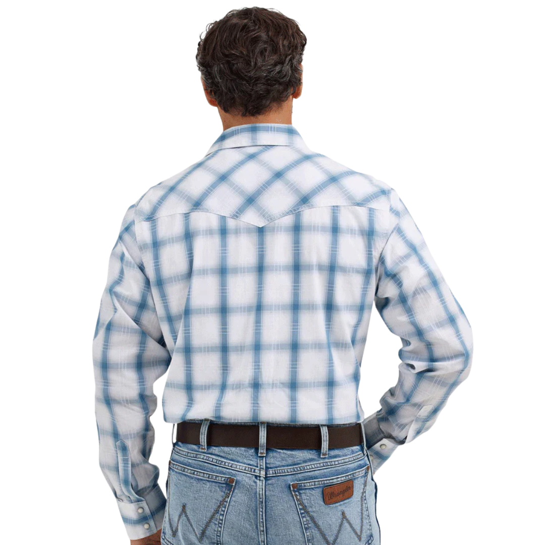 Wrangler Men's Retro Long Sleeve Plaid Light Blue Shirt