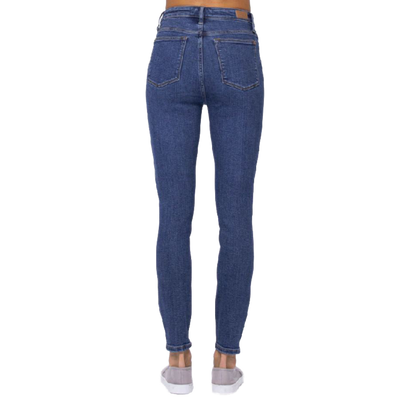 Judy Blue Women&