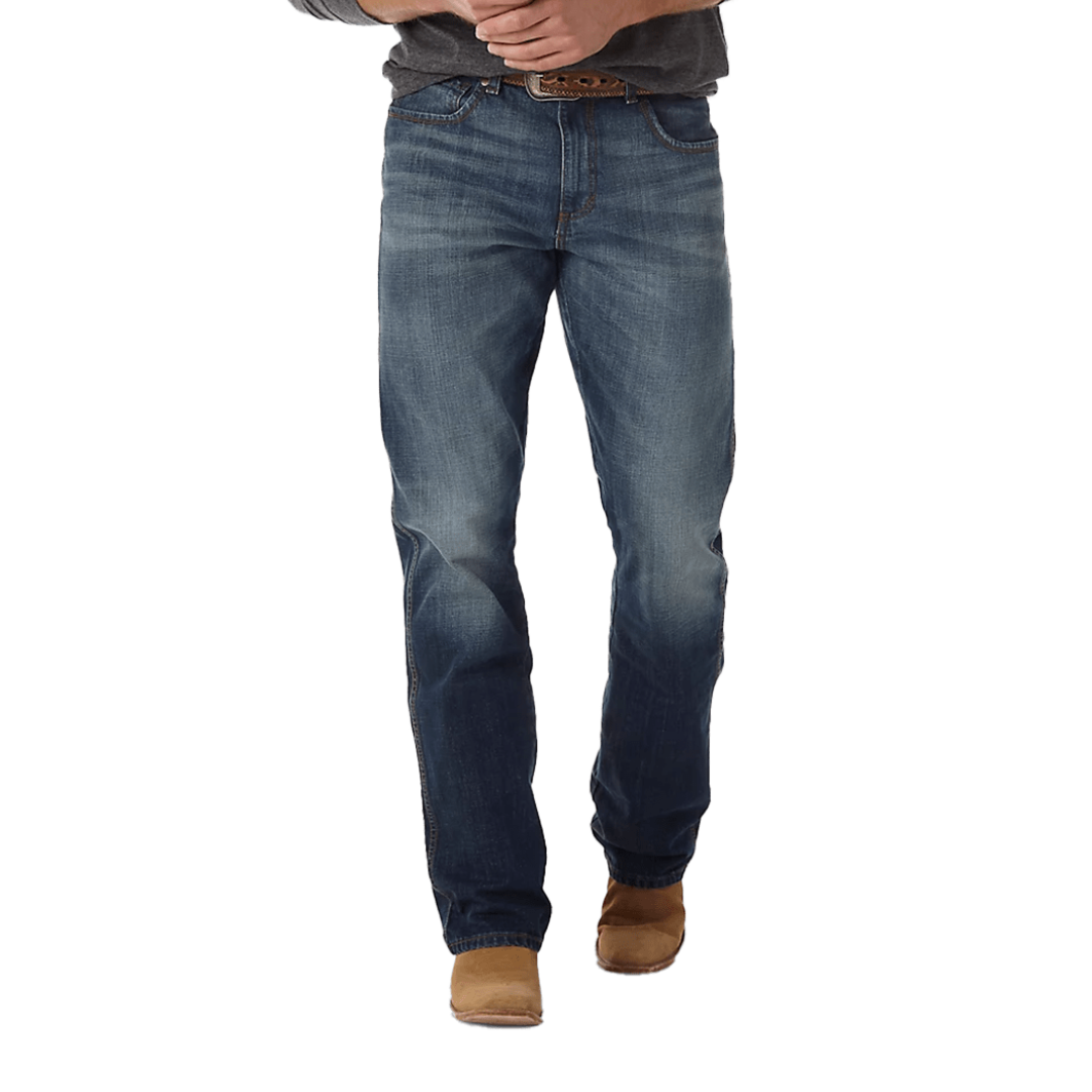 Wrangler Men's Retro Relaxed Fit Bootcut Blue Jeans