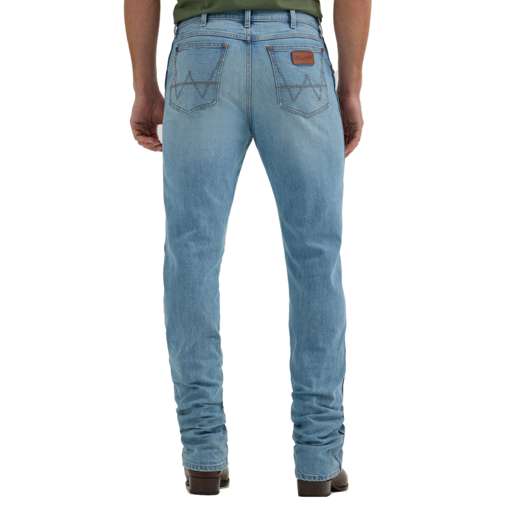 Wrangler Men's Slim Fit Straight Leg Blue Jeans