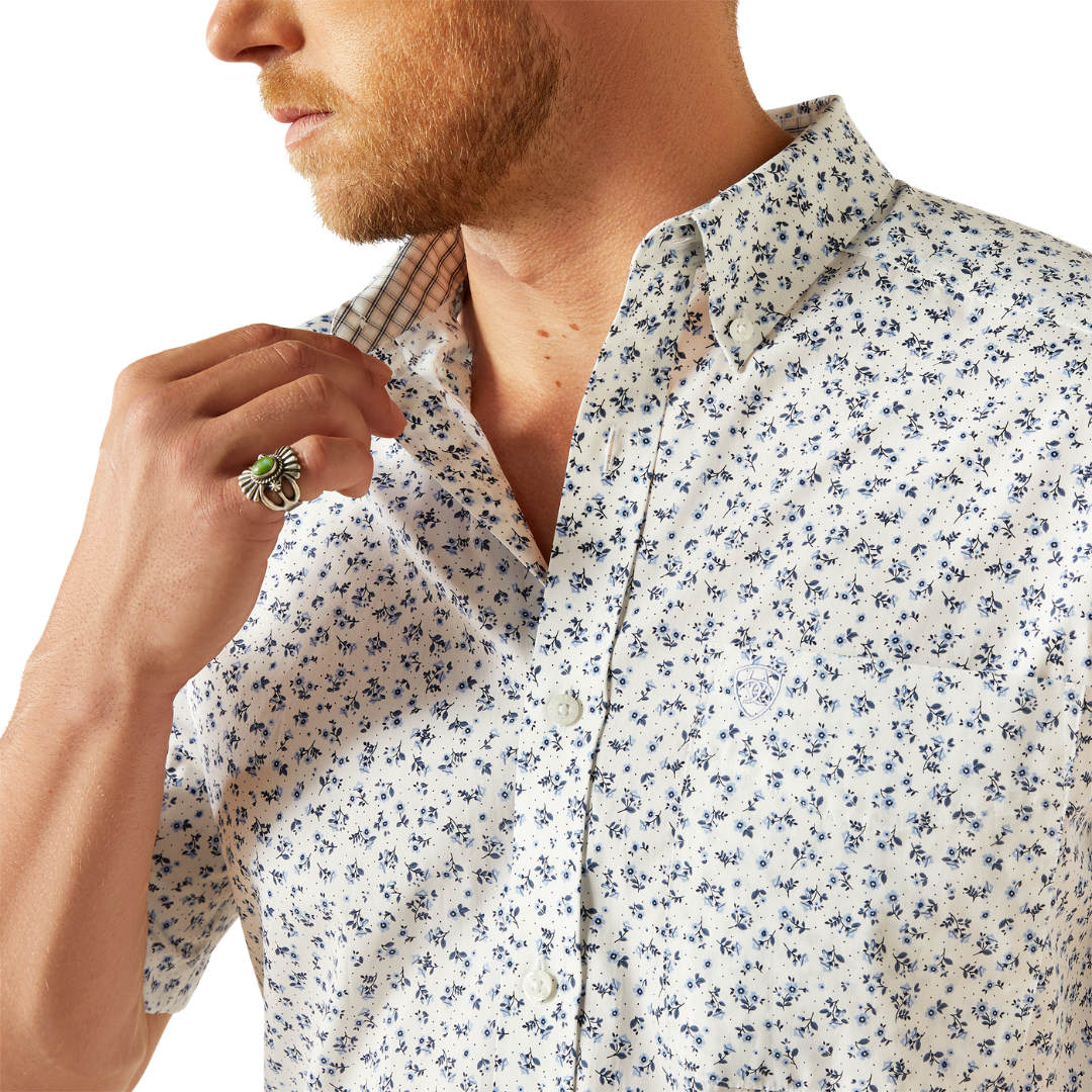 Ariat Men's Wrinkle Button Up Periwinkle White Shirt