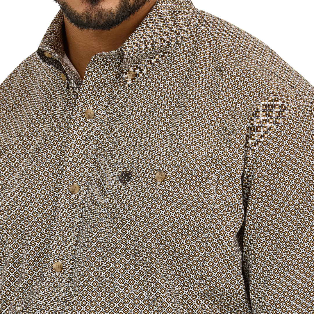 Wrangler Men's Classic Relaxed Fit Brown Shirt