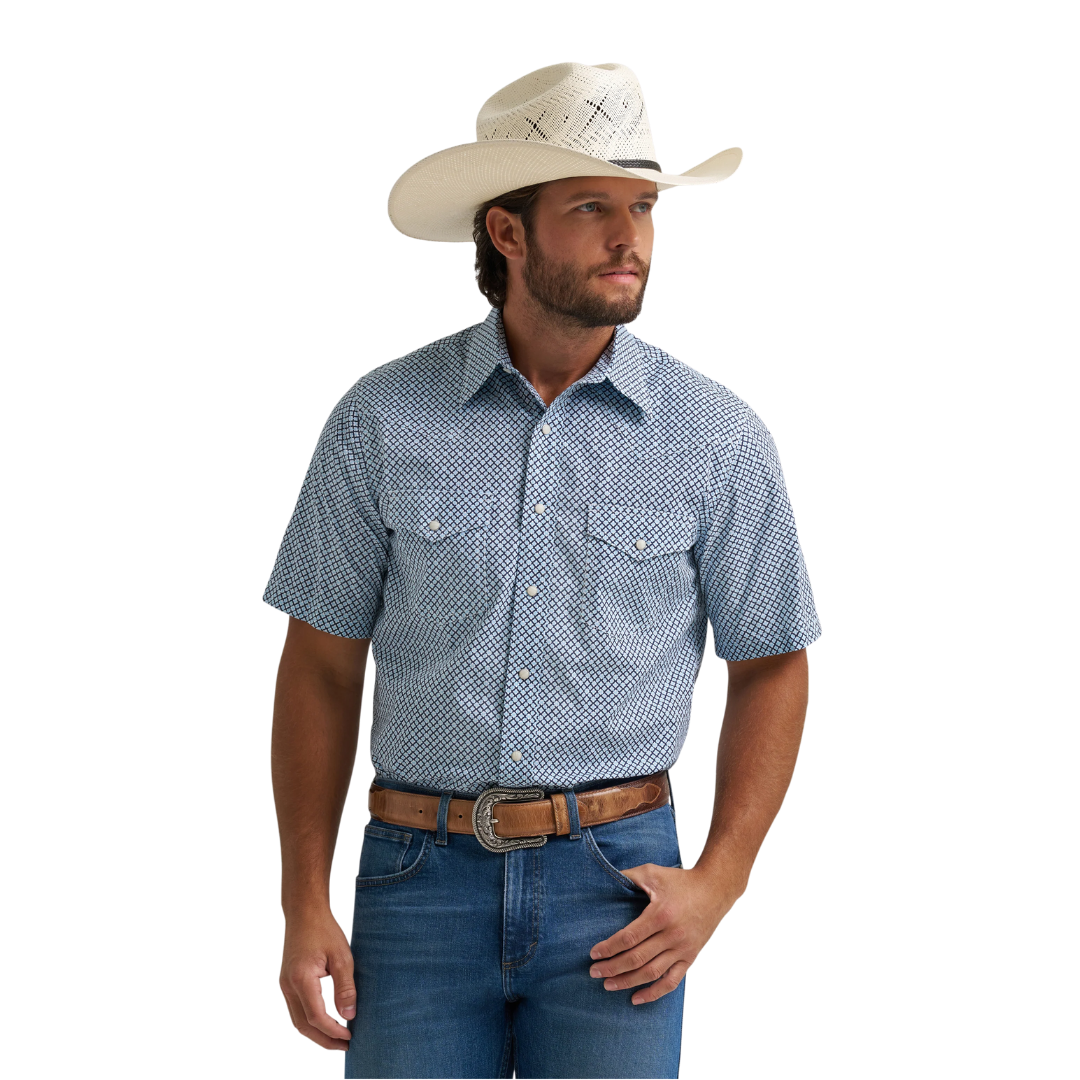 Wrangler Men's 20X Competition  Classic Fit Blue Shirt