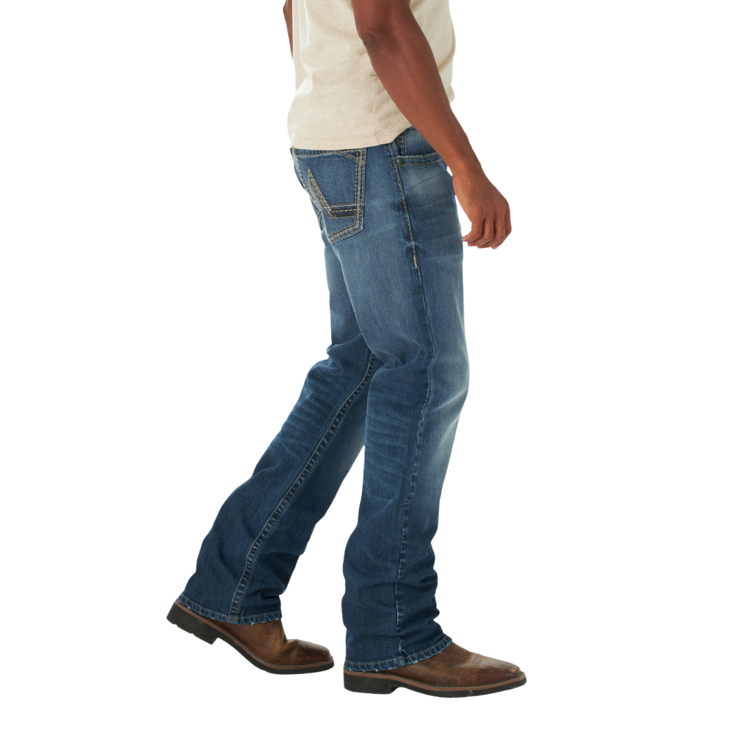 Wrangler Men's Rock 47 Men's Pop Slim Fit Bootcut Stretch Jeans