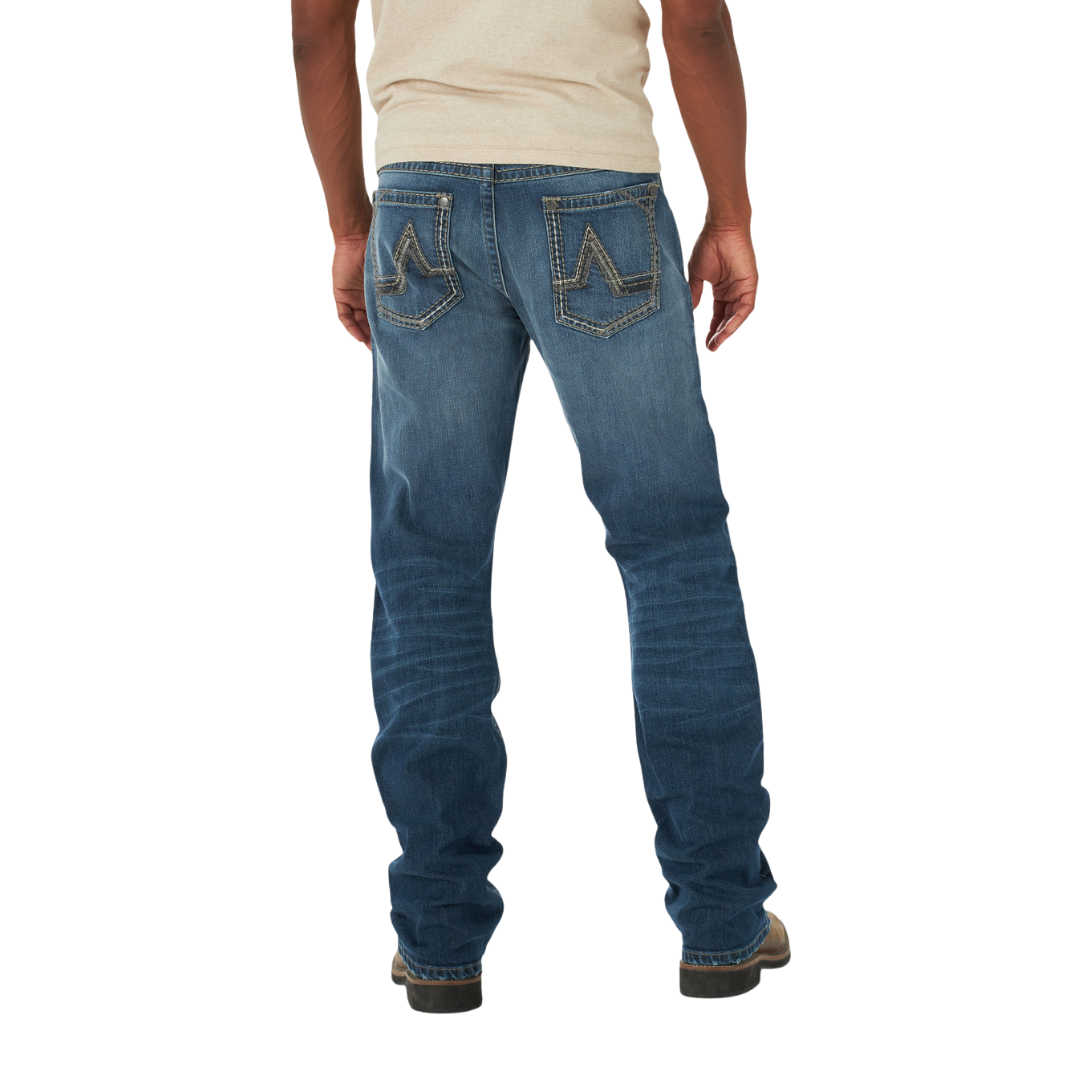 Wrangler Men's Rock 47 Men's Pop Slim Fit Bootcut Stretch Jeans