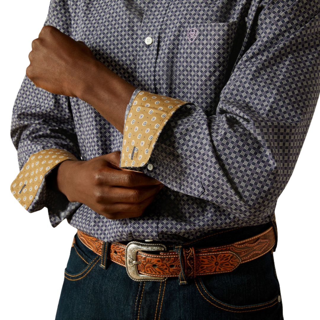 Ariat Men's Wrinkle Free Print Navy Shirt
