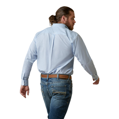 Ariat Men's Solid Slub Classic Fit Shirt
