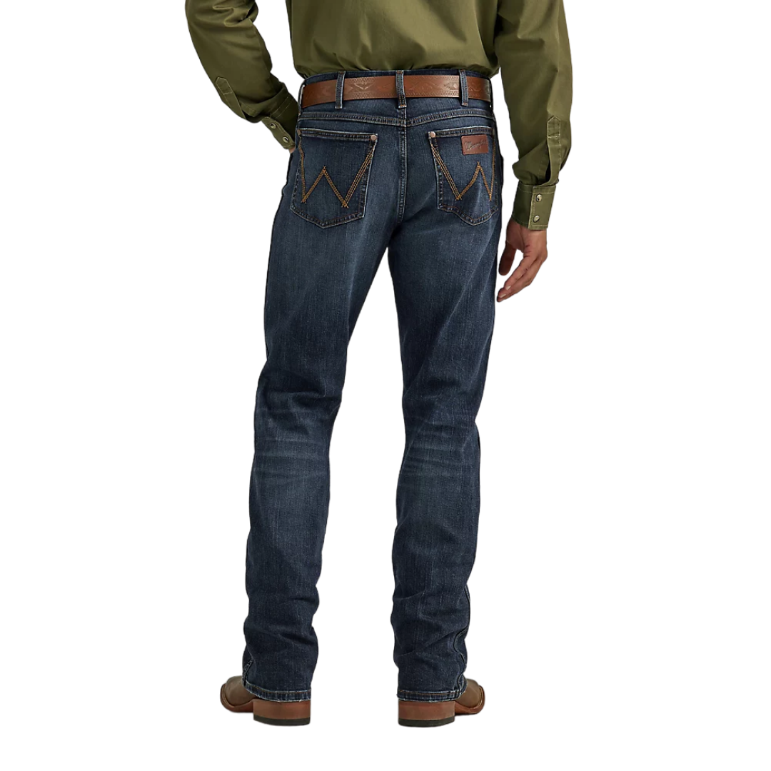 Wrangler Men's Retro Slim Fit Bootcut Jean